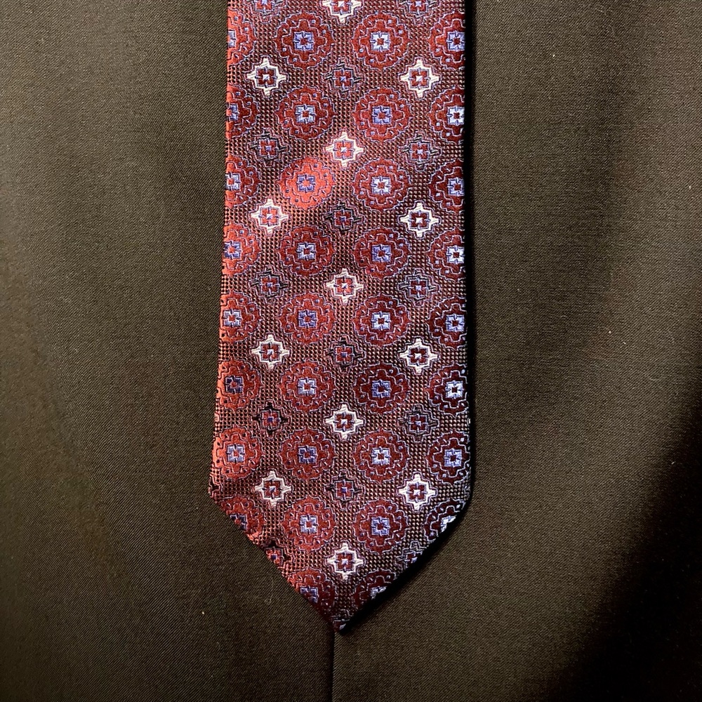 ❇️ 50% OFF SALE - Holographic CM Gold Series 100% SILK Tie - Red Metalic